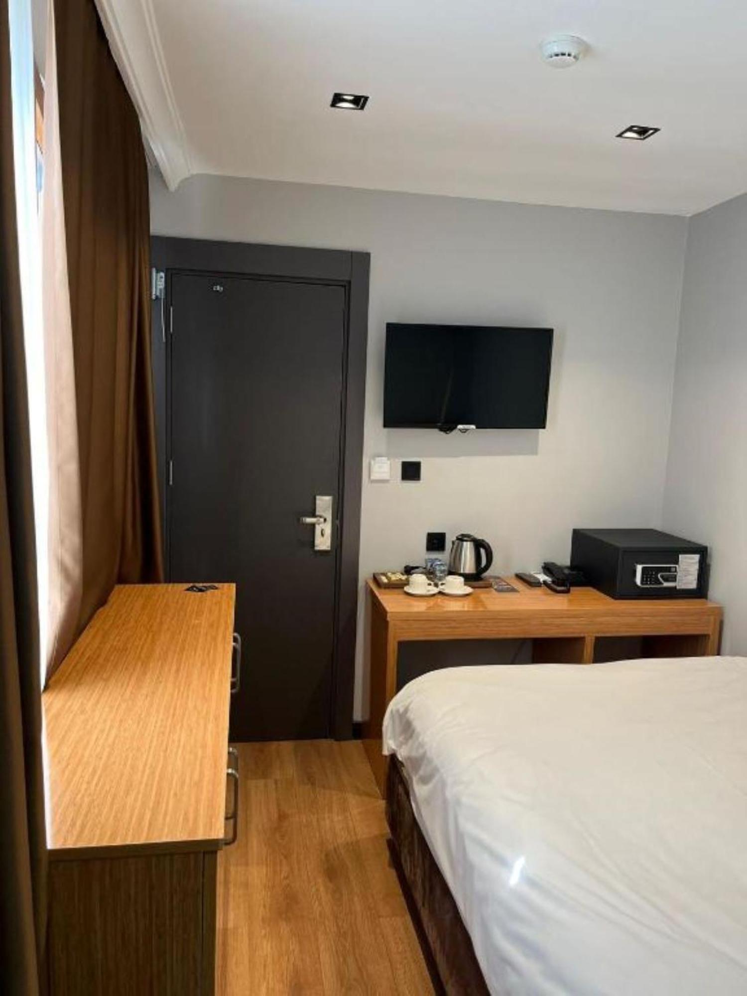 Elite Marmara Pansiyon Camlica Istanbul Exterior photo